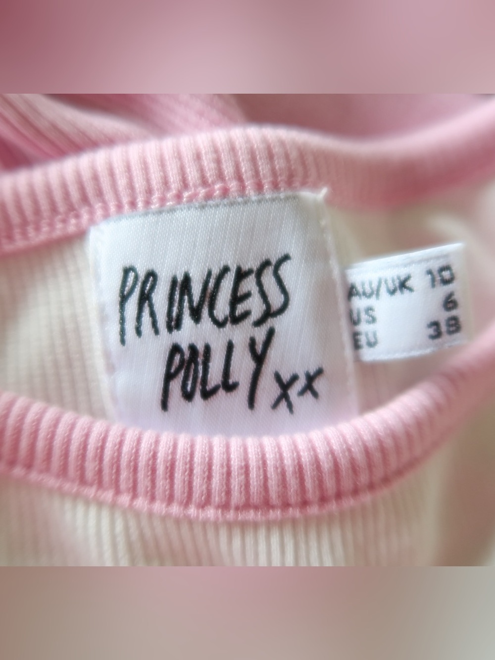 Princess Polly Cropped Raglan T-Shirt - Picture 2 of 3